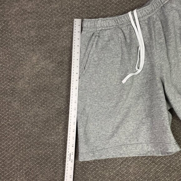 Nike Sportswear Club Fleece Shorts Men's XL Gray Big Swoosh Graphic BV2721-063 - Picture 11 of 13